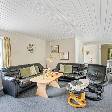 Ferienhaus Ljiljana - 2km From The Sea By Interhome *