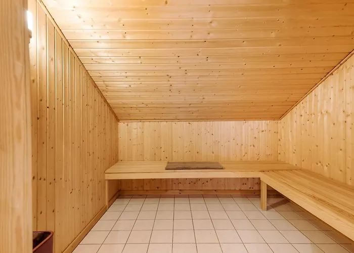 Holiday home Ljiljana - 2km From The Sea By Interhome